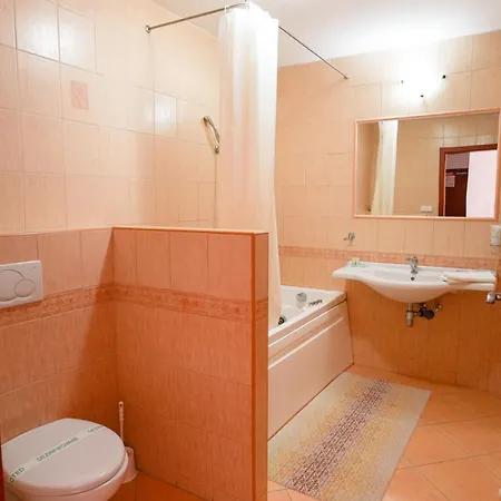 Romantik * Dolná Streda